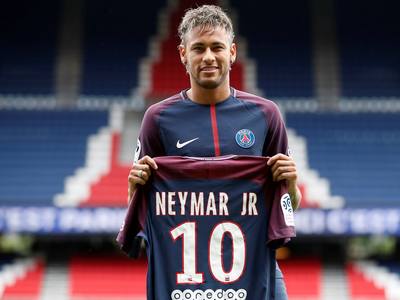 《战锤40K：黑暗异端》中文玩法实机宣传片